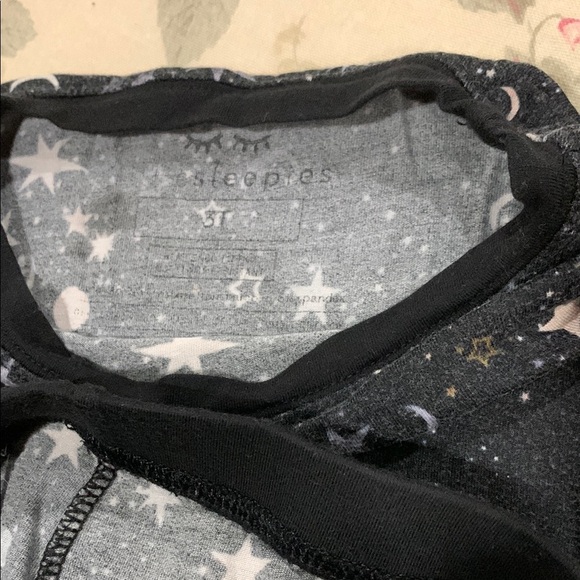 Little Sleepies Counting Stars 2 piece Pajama Set - Picture 2 of 3
